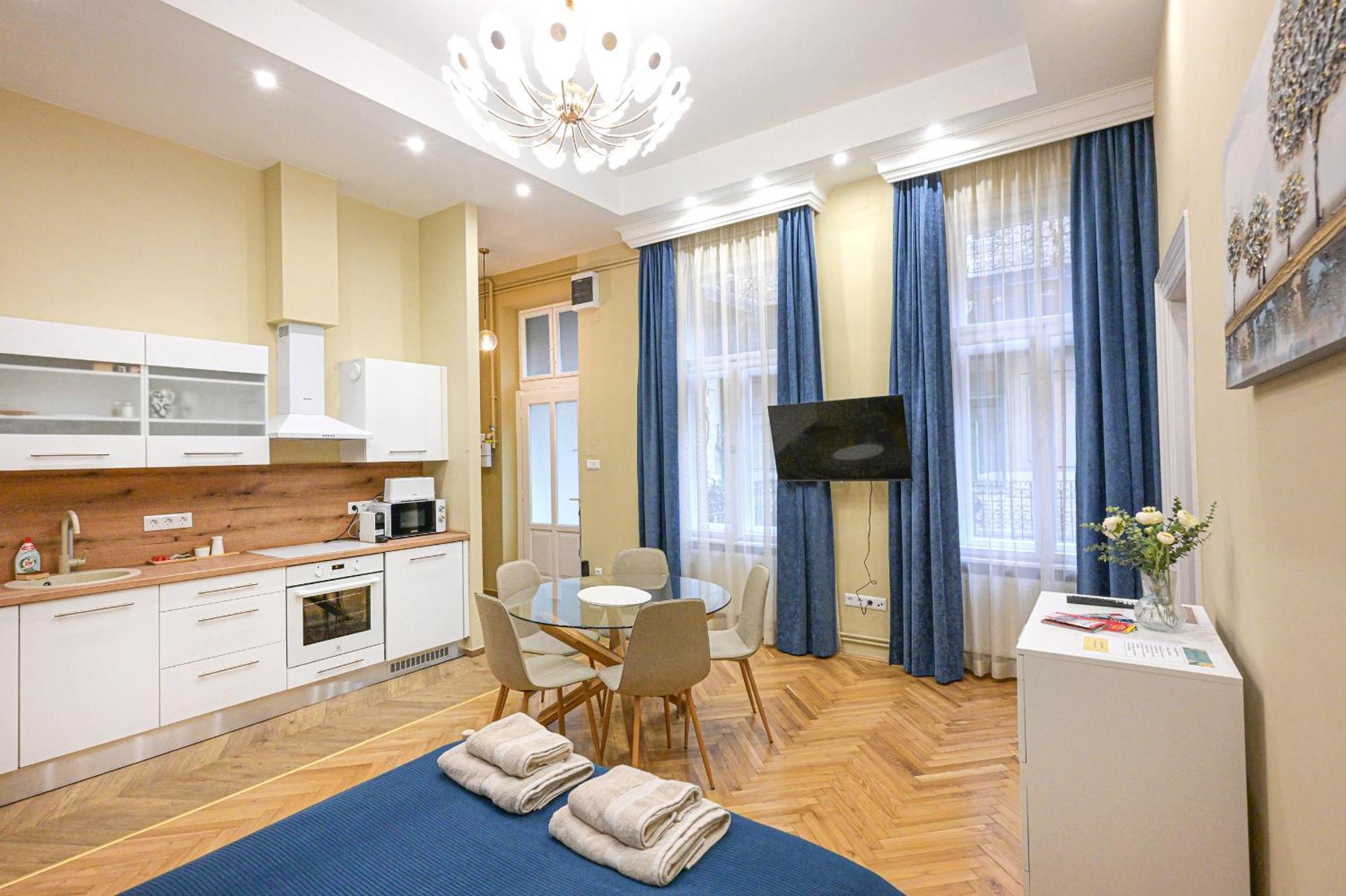 43 Apartament